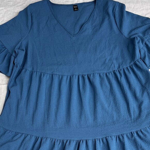Emery Rose Tiered Ruffle Blue Maxi Dress With Pockets & Bell Sleeves Sz 4X Long - Picture 10 of 13
